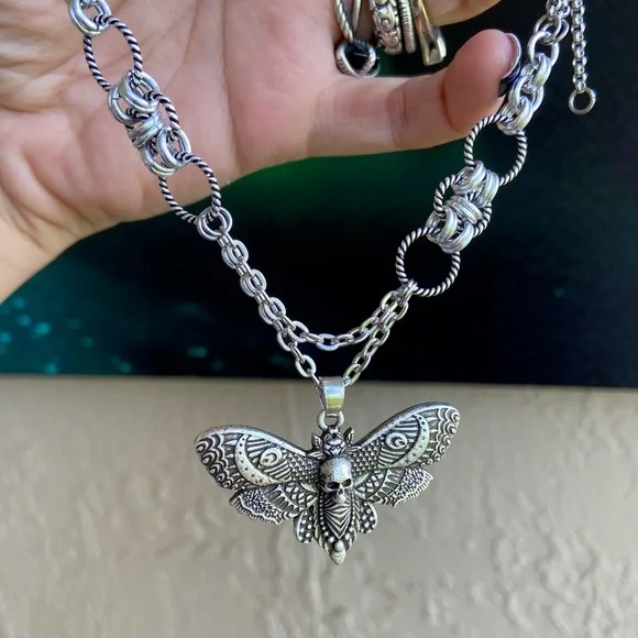 Handmade Chocker maille chain with moth skull moon design charm necklace boho - Picture 5 of 11